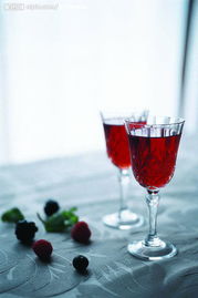 水為舟，脂為岸 科學飲水時間表，助力健康減重之旅